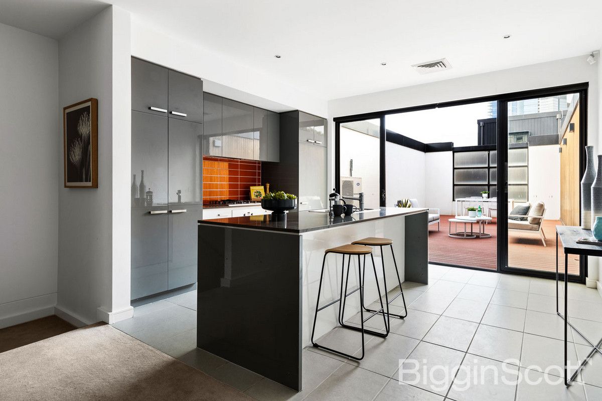 4 Stokehold Mews, Docklands VIC 3008, Image 1