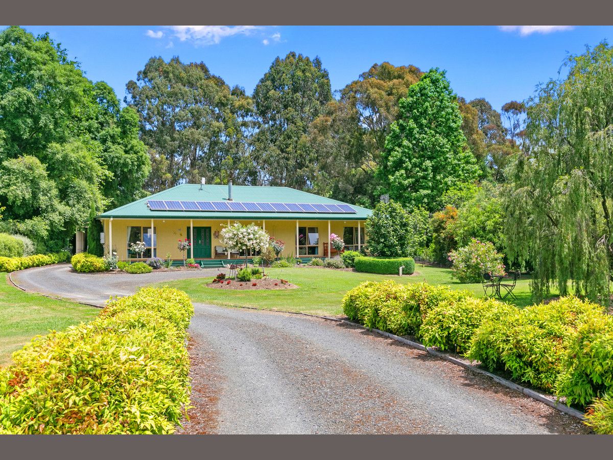 5 Mareeba Avenue, Buxton VIC 3711 - House for Sale - $750,000