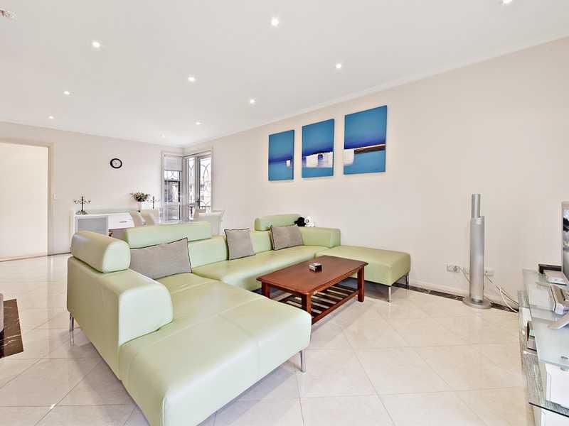 5 Windward Parade, CHISWICK NSW 2046, Image 2