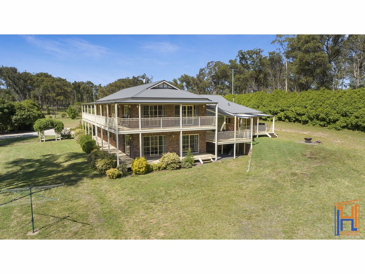 5 bedrooms House in 55 Gungurru Road ARMIDALE NSW, 2350