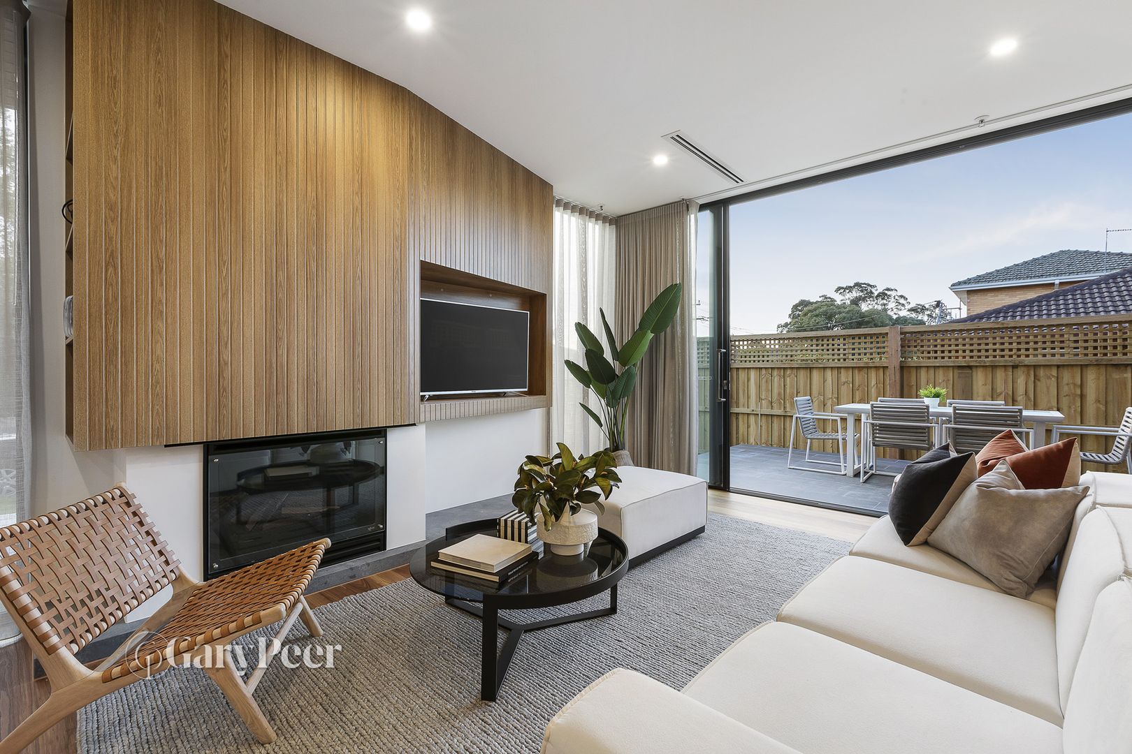 1/2 Newman Avenue, Carnegie VIC 3163, Image 2