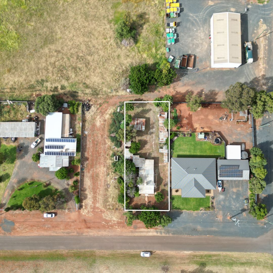 38 Gilbert Street, Wyalong NSW 2671, Image 1