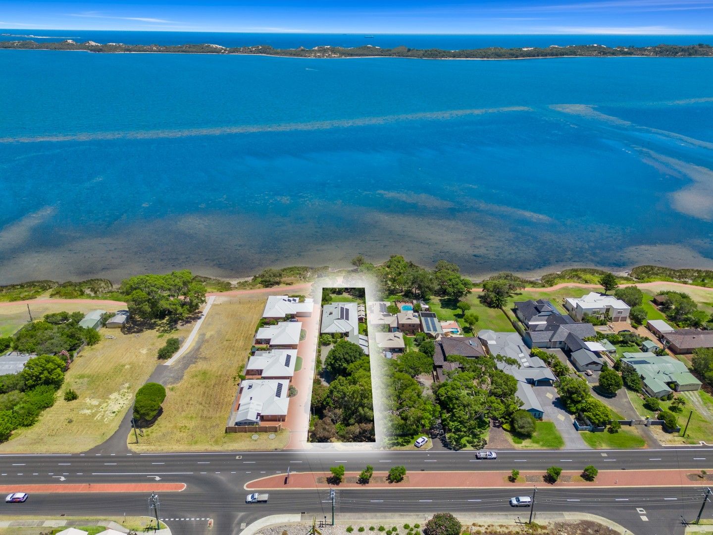 60 Old Coast Road, Australind WA 6233, Image 0