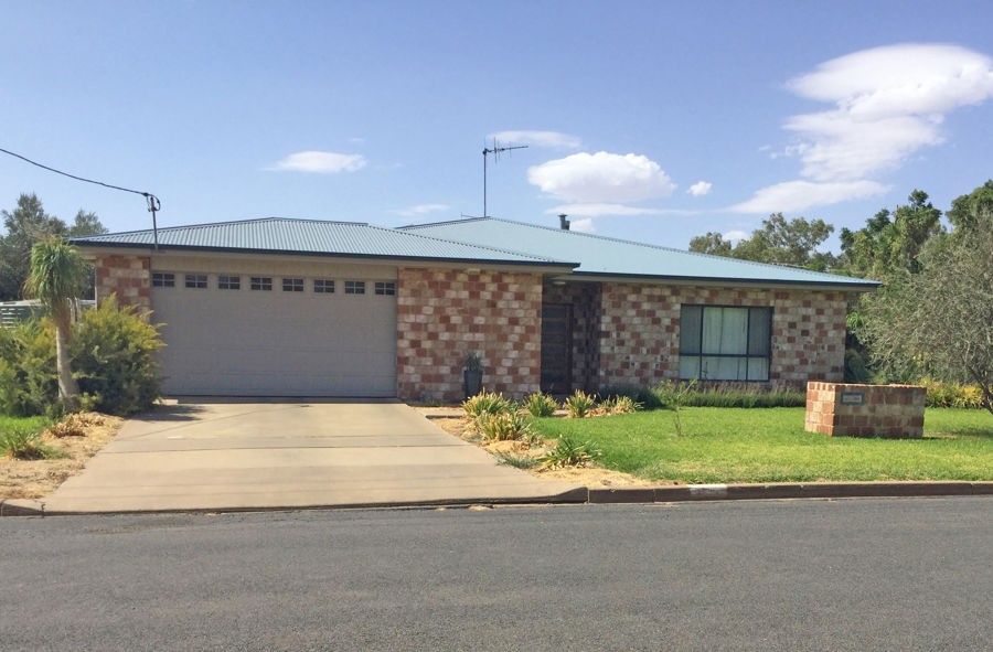 17 Zoccoli St, Coonamble NSW 2829, Image 0