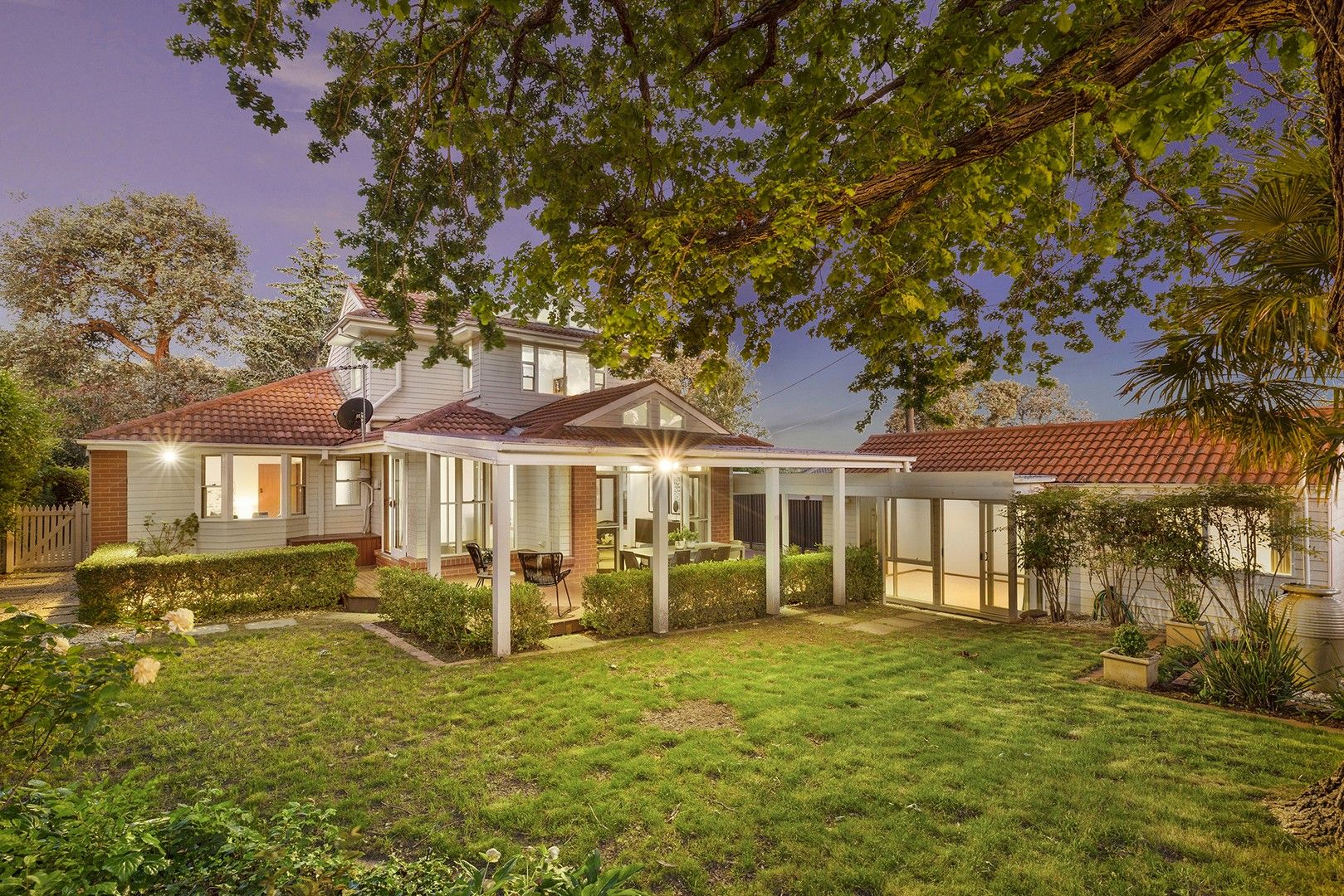 11 Schomburgk Street, Yarralumla ACT 2600, Image 0