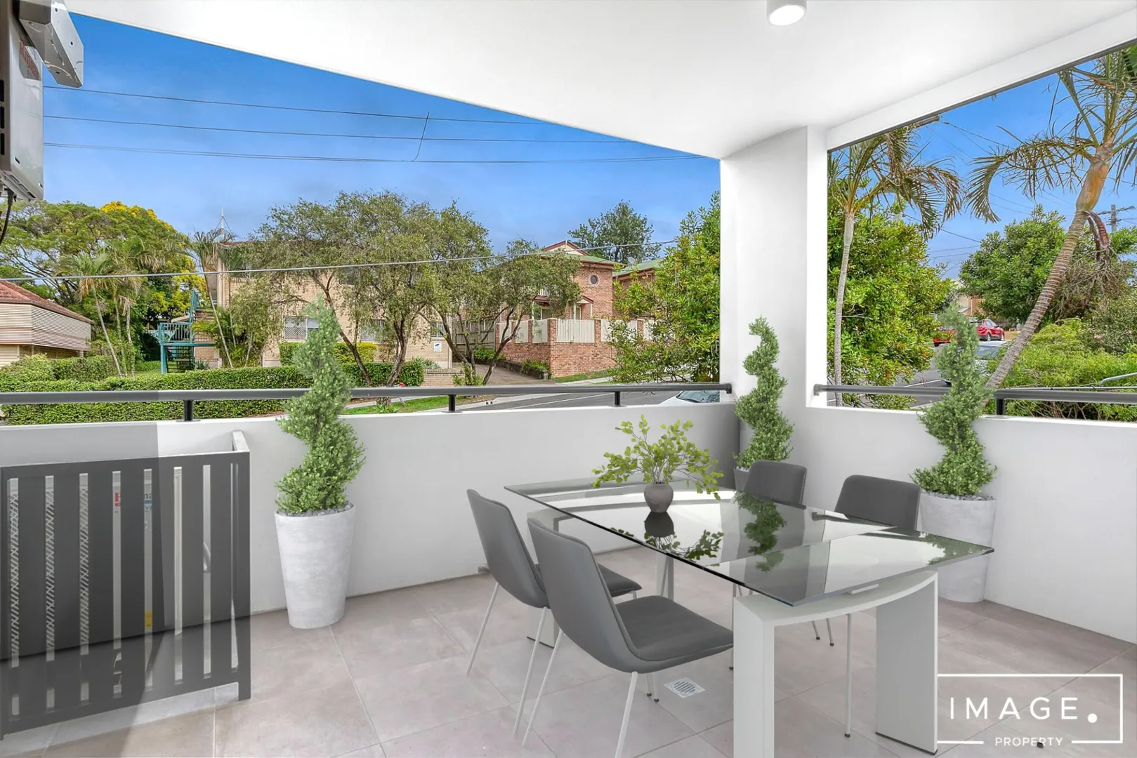 Apartment in Newmarket - View 3