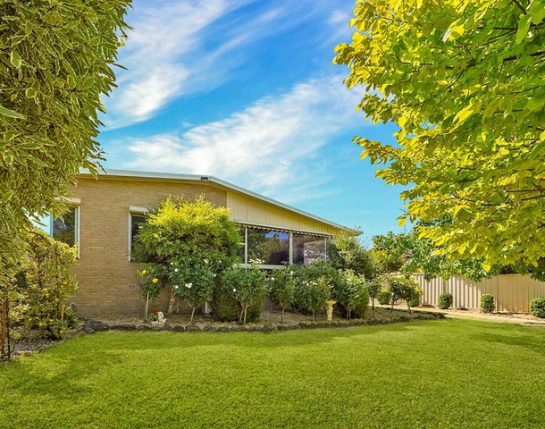 18 Laidlaw Street, Hamilton VIC 3300