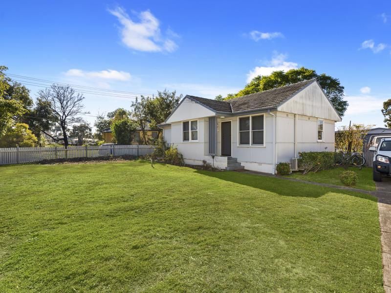 14 Satelberg Street, Holsworthy NSW 2173