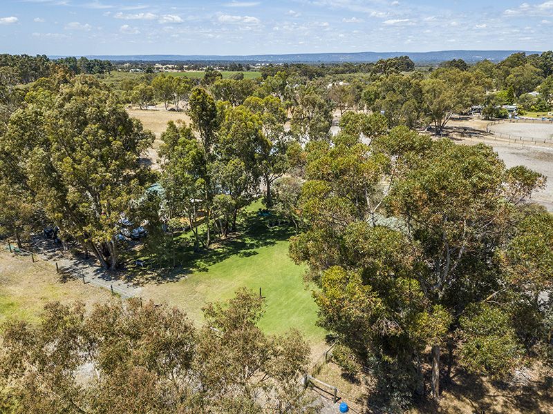 187 King Road, Oakford WA 6121, Image 2