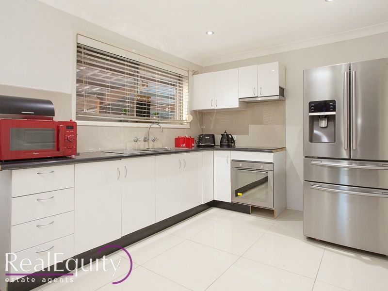 3 Coolah Place, Lansvale NSW 2166, Image 2