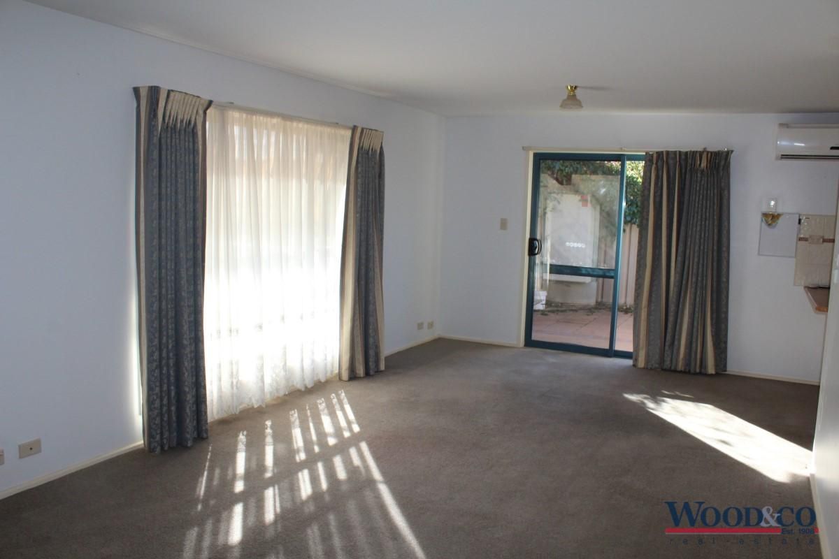 1/11 Wonnon Court, Swan Hill VIC 3585, Image 2