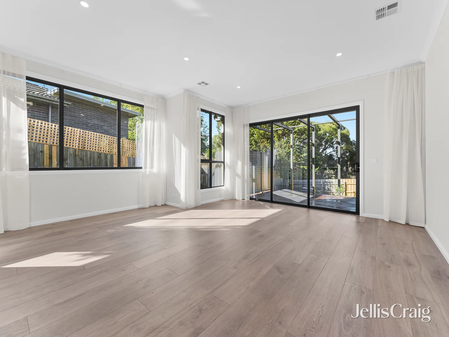 Additional image 3 of 1/14 Sadie Street, Mount Waverley VIC 3149