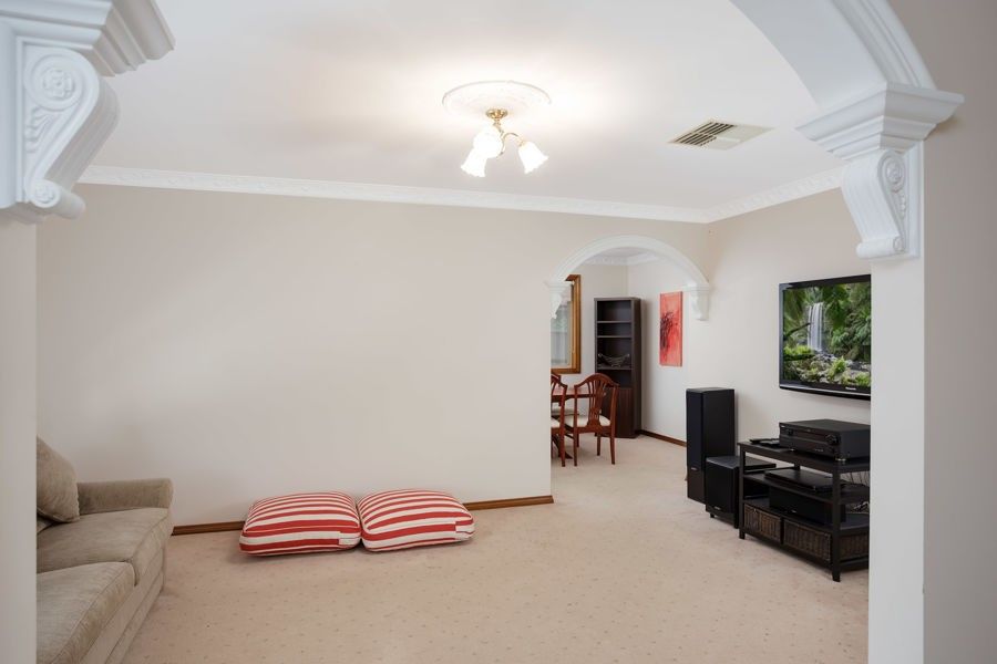 2/3 Melville Place, Tatton NSW 2650, Image 1