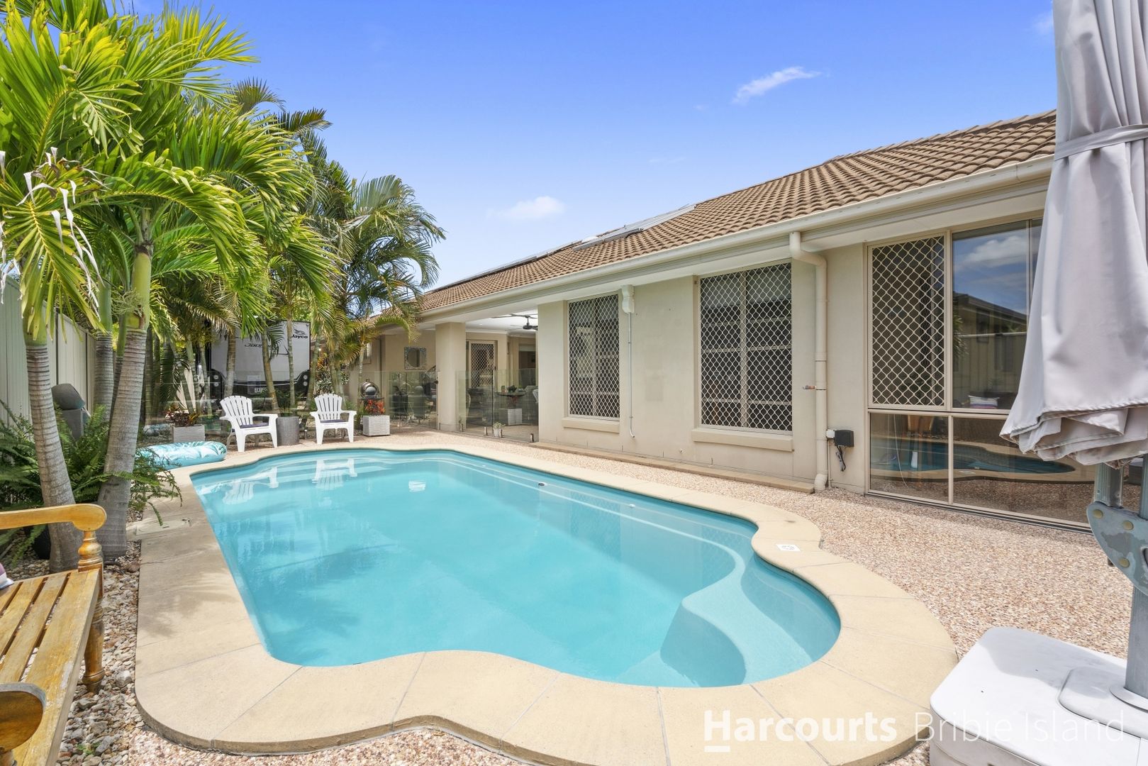 8 Cremorne Court, Sandstone Point QLD 4511, Image 1