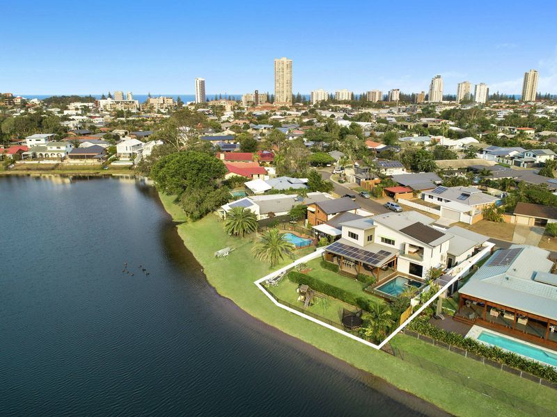 20 Spoonbill Court, Burleigh Waters QLD 4220, Image 1