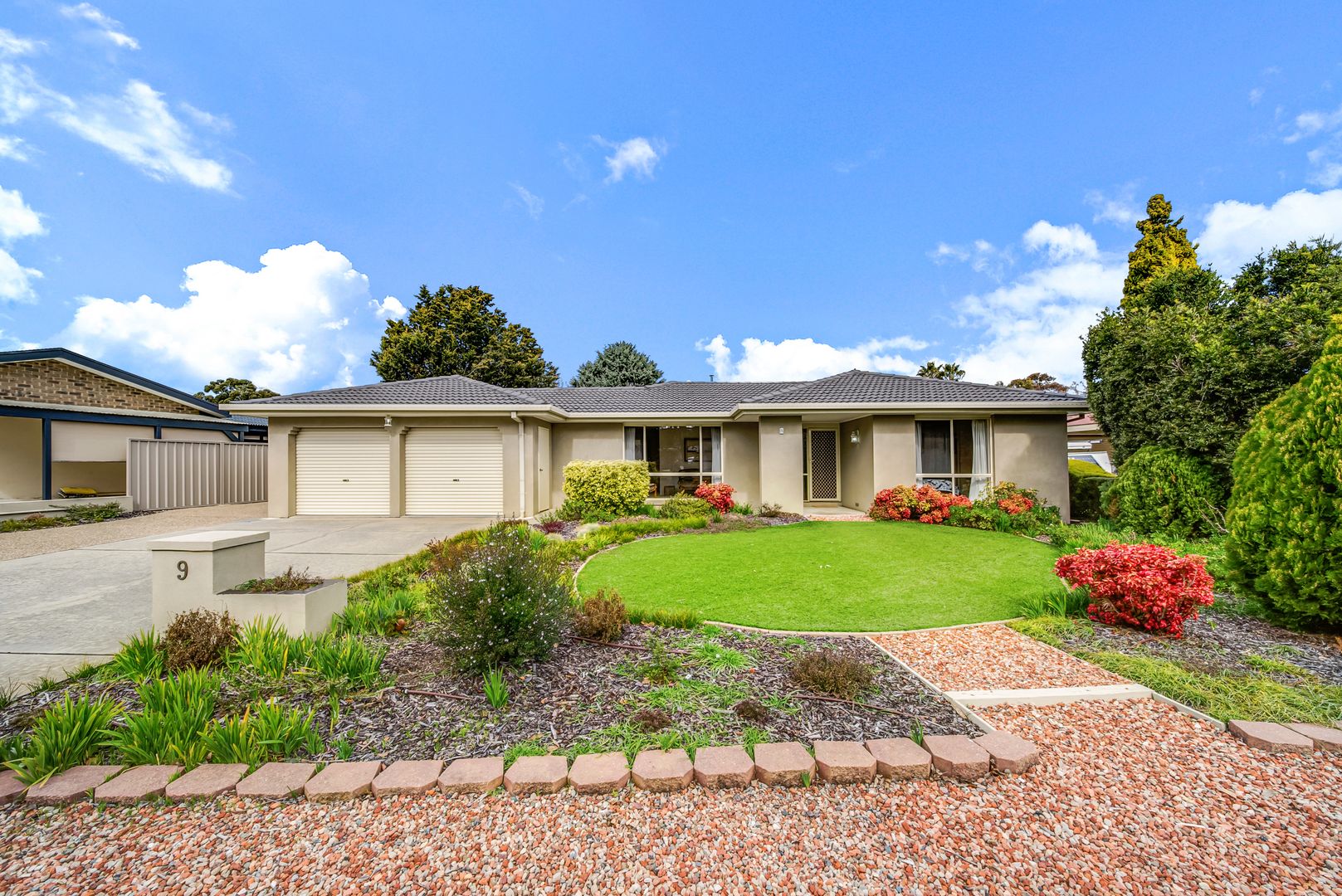 9 Merrett Gardens, Gordon ACT 2906, Image 2