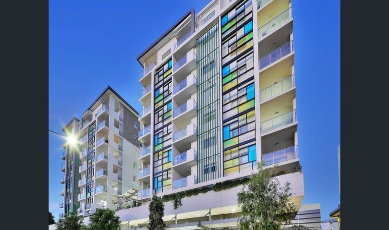 1 bedrooms Apartment / Unit / Flat in 2213/1-5 CREMIN STREET UPPER MOUNT GRAVATT QLD, 4122