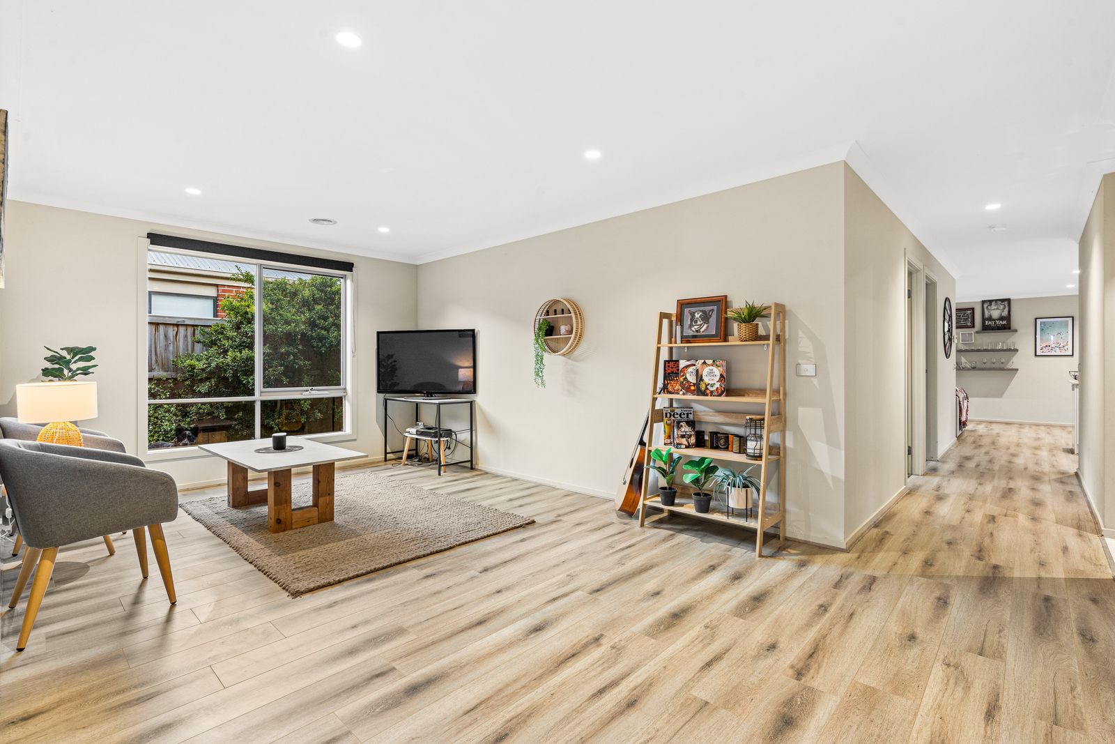 40 Copper Beech Road, Beaconsfield VIC 3807, Image 2