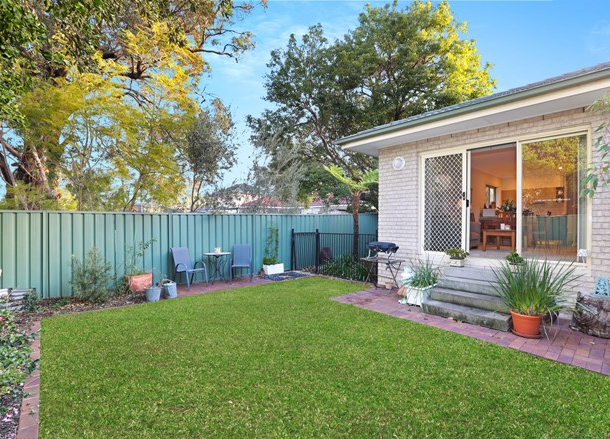 2/5 Best Crescent, Kirrawee NSW 2232