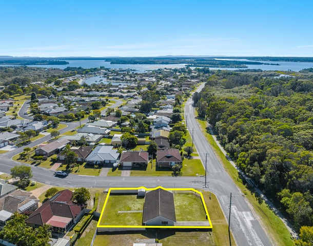 19 Shores Drive, Yamba NSW 2464