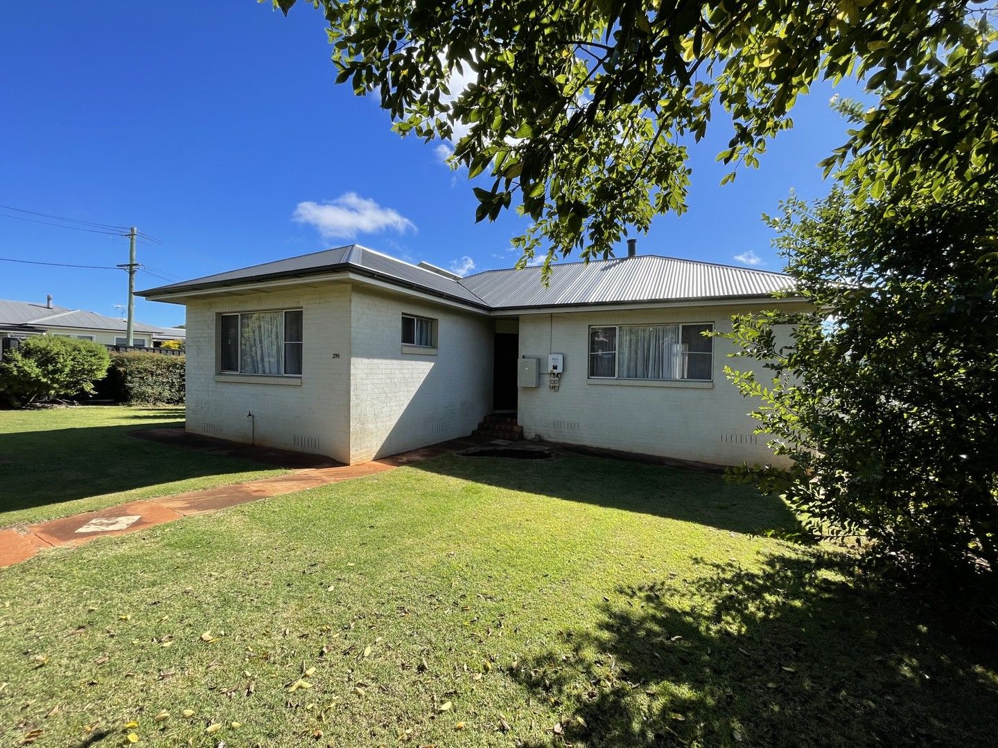 299 South Street, Harristown QLD 4350, Image 0