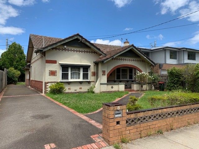 3 bedrooms House in 6 Willesden Road HUGHESDALE VIC, 3166