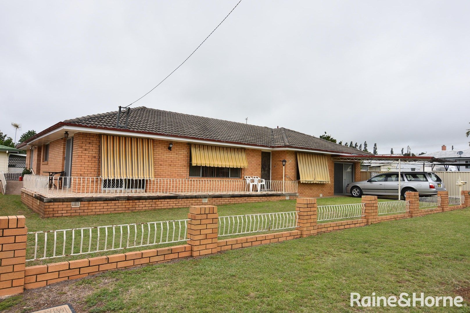 11 Clarke Street, Glen Innes NSW 2370, Image 0