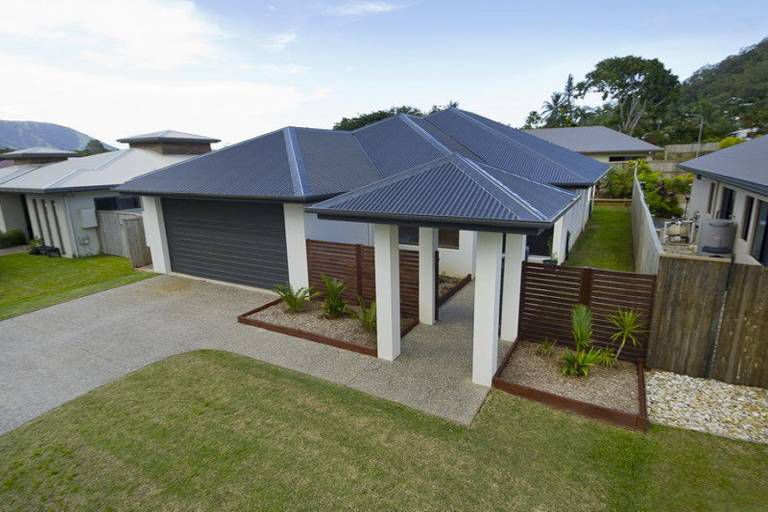 140 Roberts Drive, Trinity Beach QLD 4879, Image 2