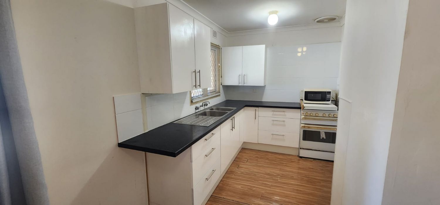 3 bedrooms House in 230 Seventh Road ARMADALE WA, 6112