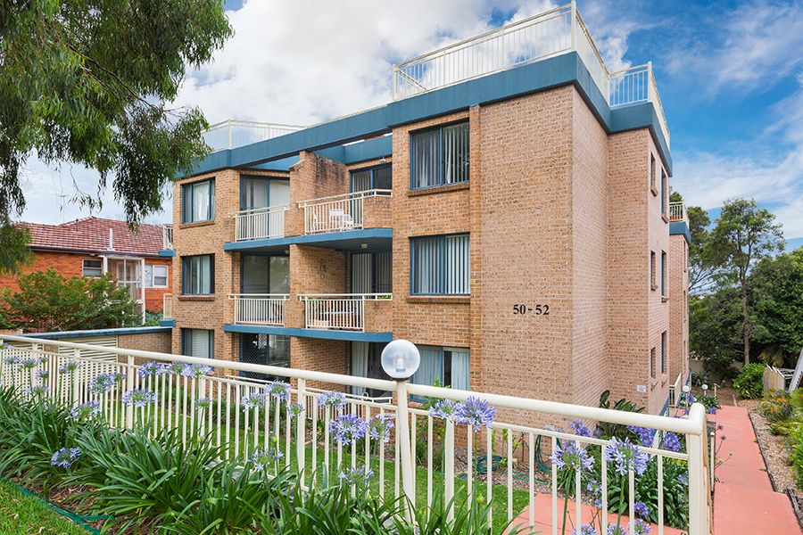 2/50 Seaview Street, Cronulla NSW 2230, Image 2