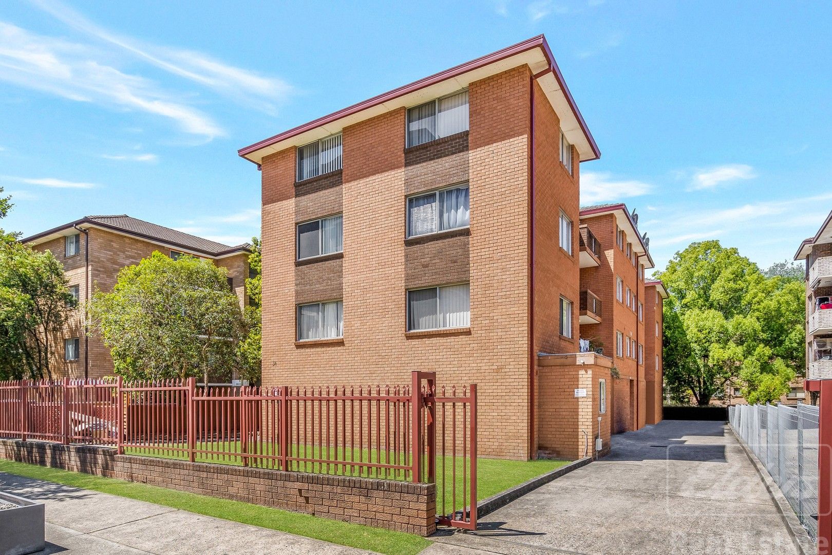 2 bedrooms Apartment / Unit / Flat in 2/34 Goulburn Street LIVERPOOL NSW, 2170