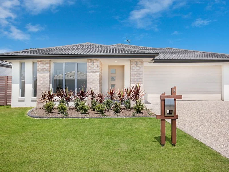 5 Feltham Circuit, Burpengary East QLD 4505