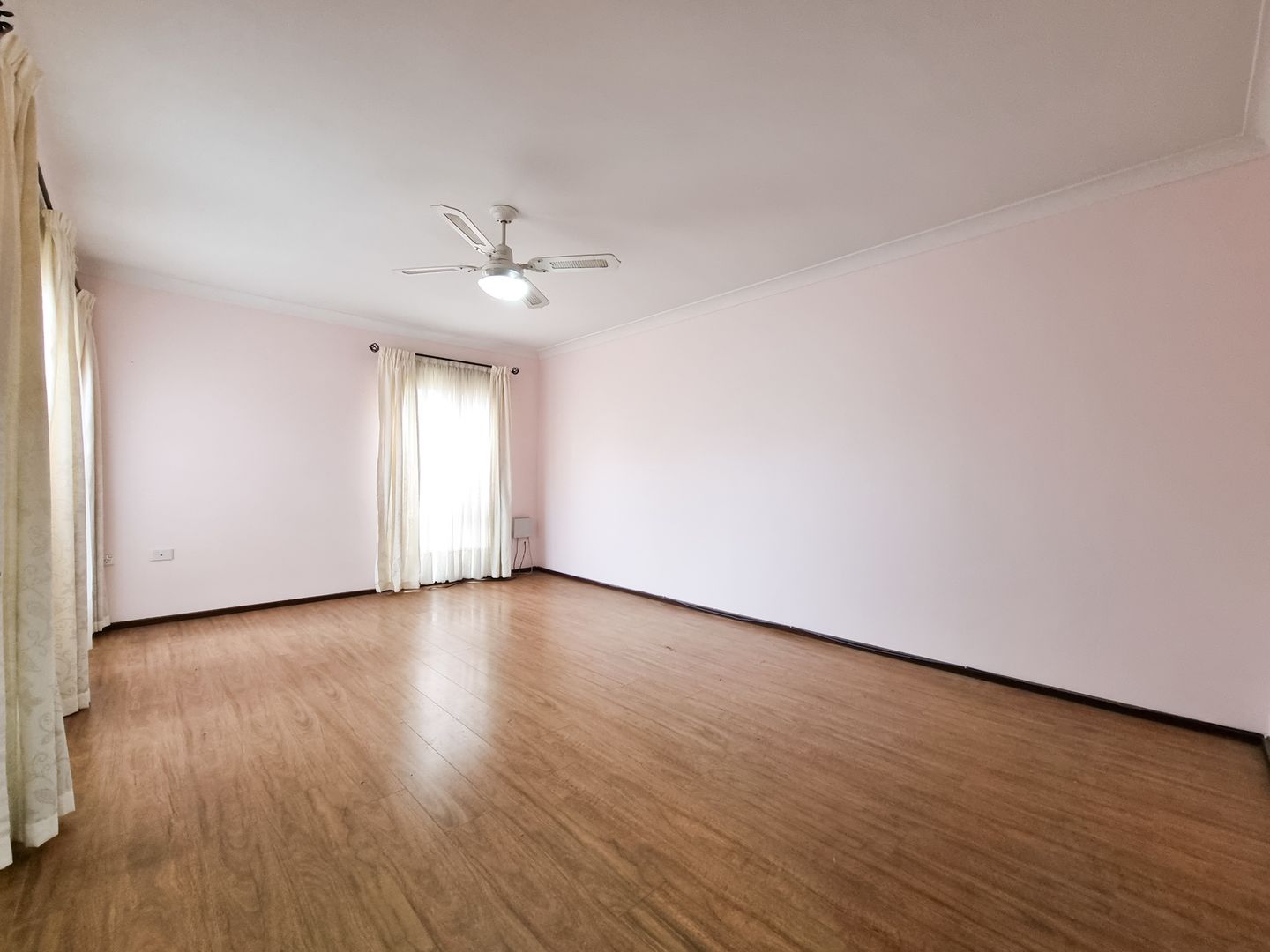 29 Dunheved Road, Cambridge Gardens NSW 2747 House For Rent 600