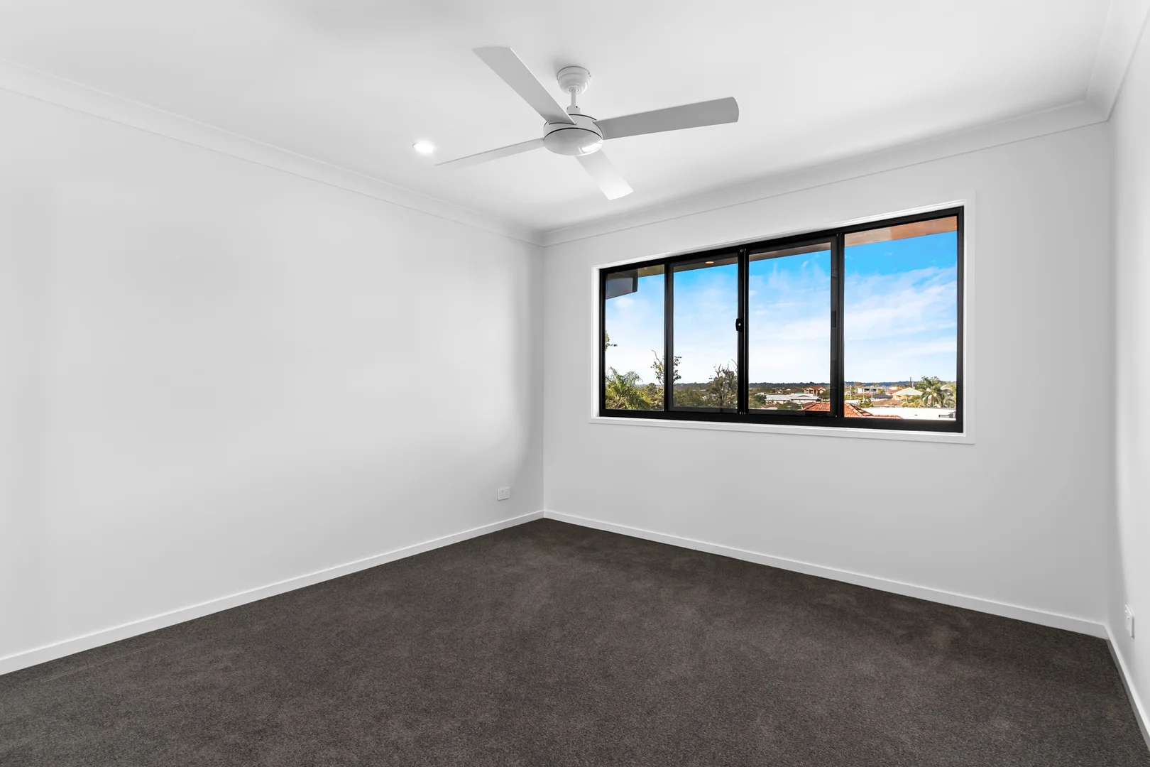 Additional image 8 of 1/49 Waratah Avenue, Carina QLD 4152