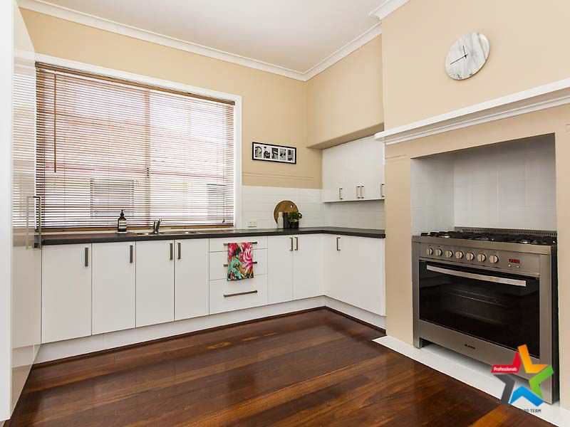 29 Toowong Street, Bayswater WA 6053, Image 2