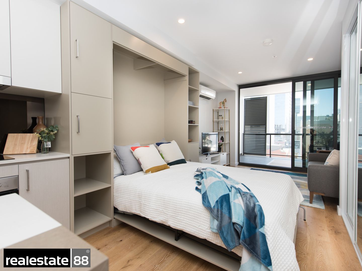 915/380 Murray St, Perth WA 6000, Image 2