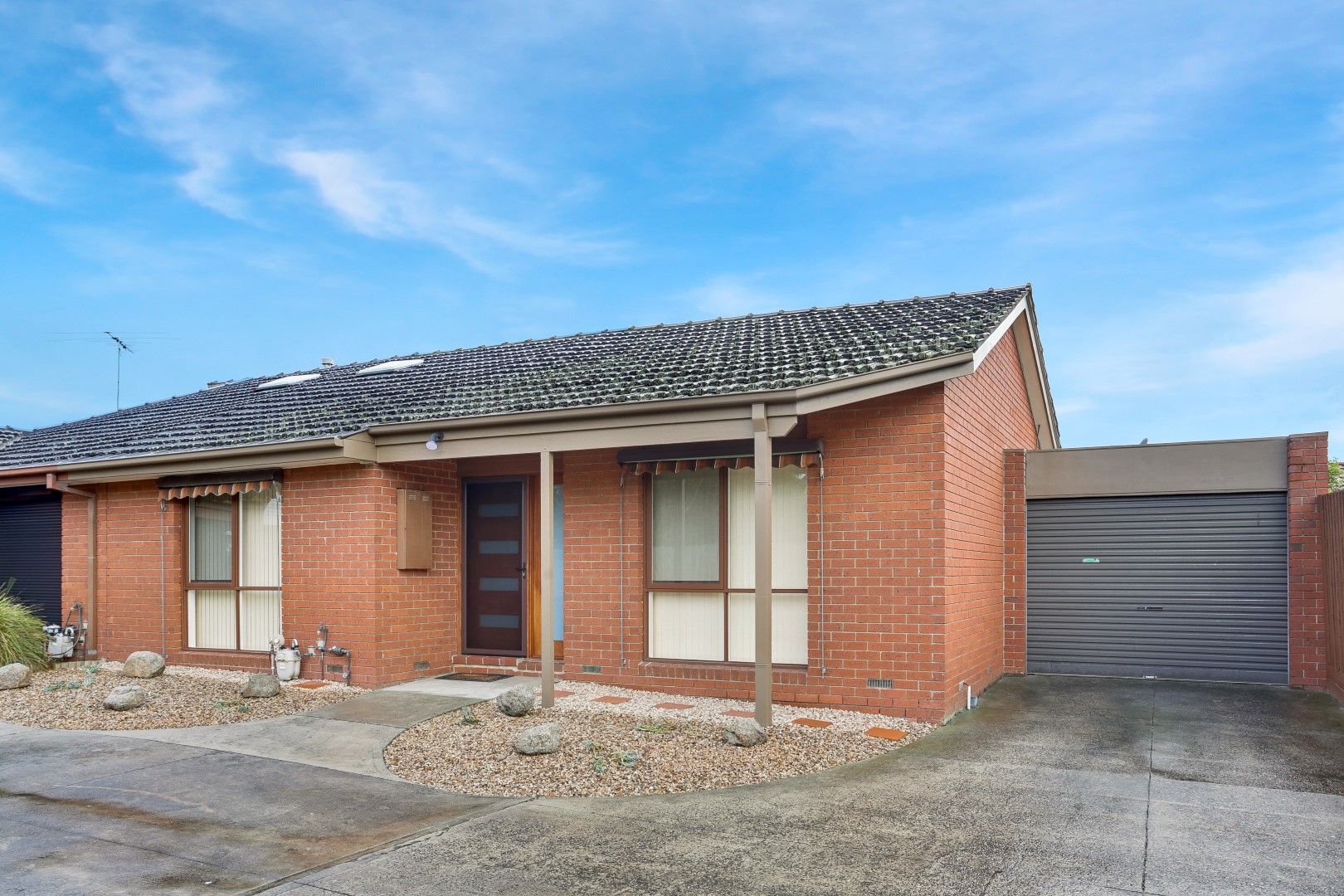 2 bedrooms Apartment / Unit / Flat in 2/557 Lower Dandenong Road DINGLEY VILLAGE VIC, 3172