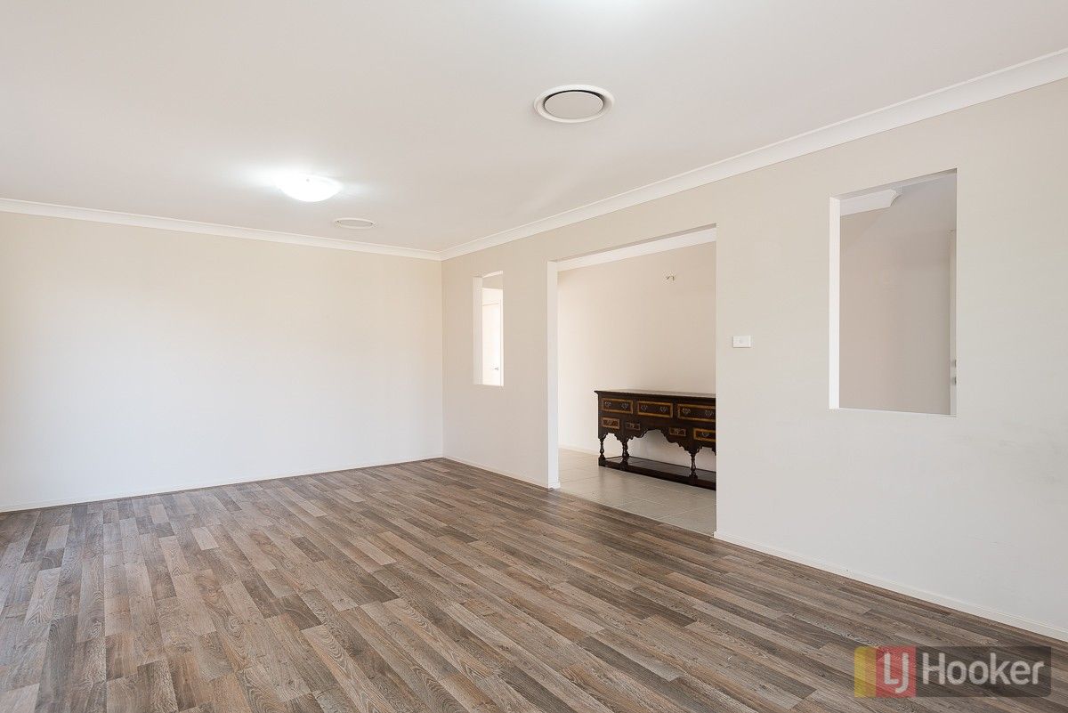 9 Ladysmith Drive, Edmondson Park NSW 2174, Image 1