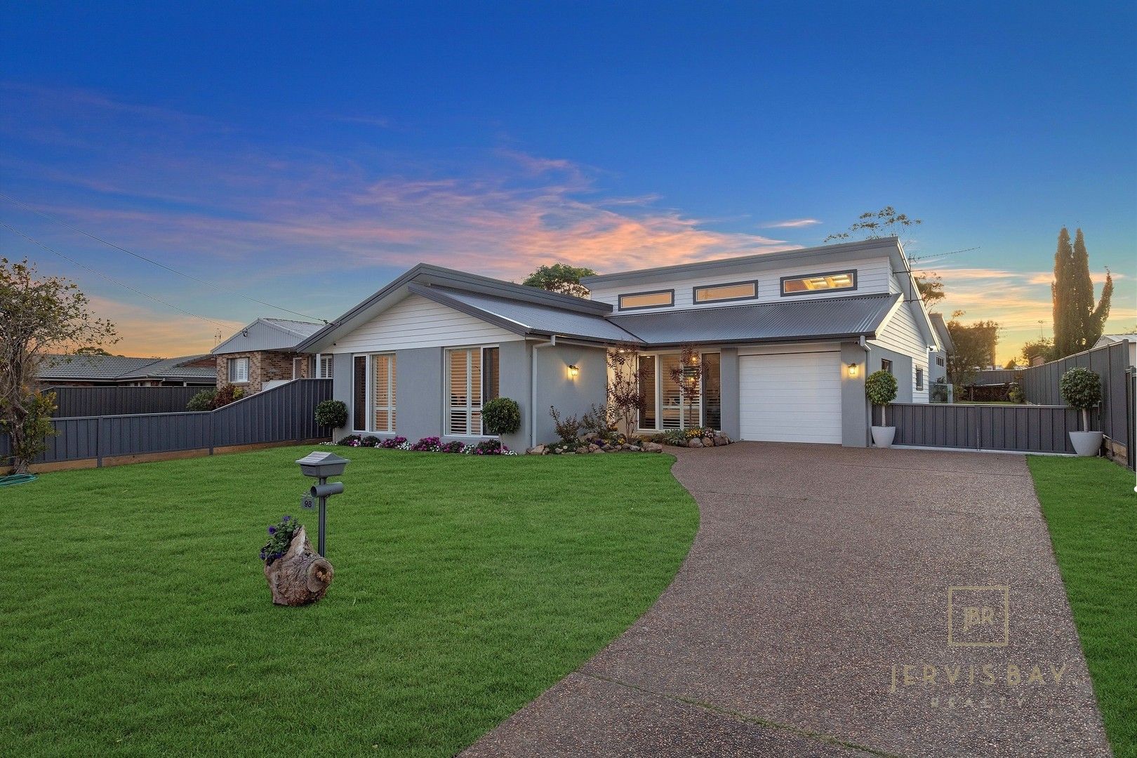 3 bedrooms House in 98 FAIRLANDS STREET CULBURRA BEACH NSW, 2540