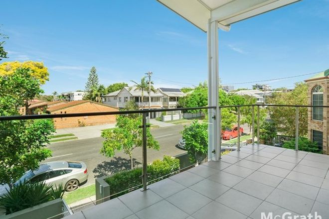 Picture of 1/17 Berrima Street, WYNNUM QLD 4178