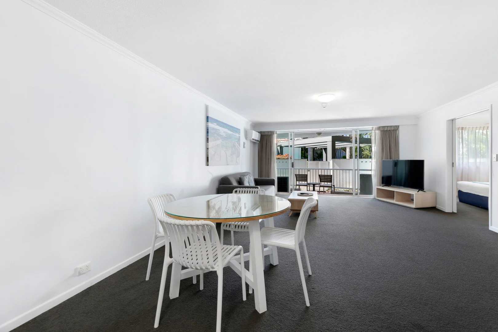 Additional image 6 of 003 & 004/140-144 Ferny Avenue, Surfers Paradise QLD 4217