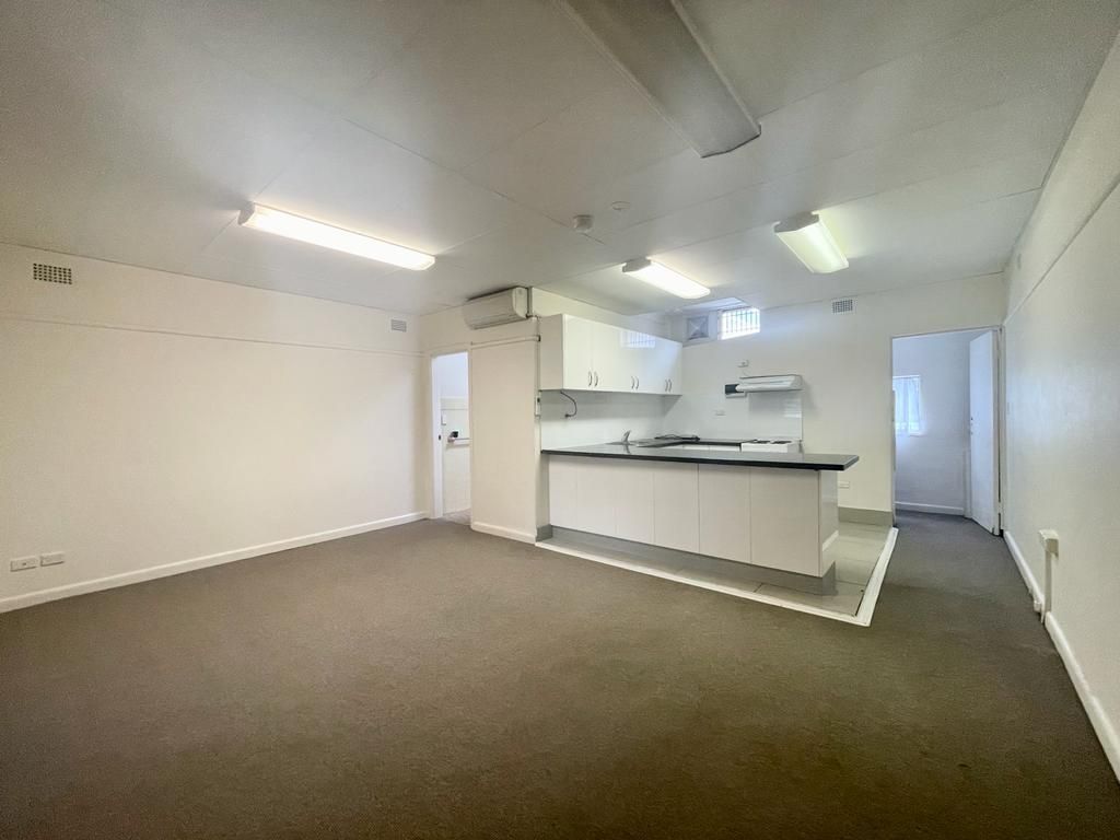 2 bedrooms Apartment / Unit / Flat in 1/204 Belmore Road RIVERWOOD NSW, 2210