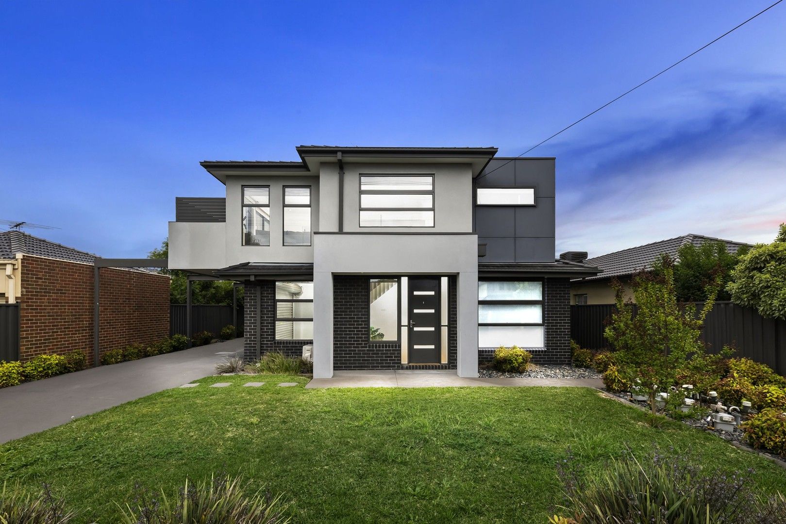 2 bedrooms Townhouse in 1/105 Middle Street HADFIELD VIC, 3046