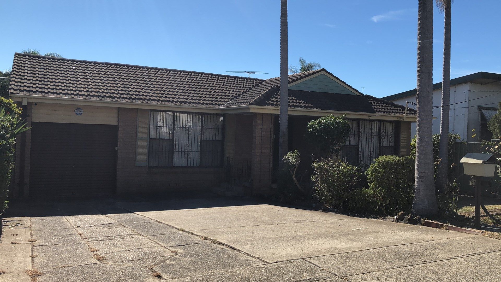 3 bedrooms House in 156 Birdwood Road GEORGES HALL NSW, 2198