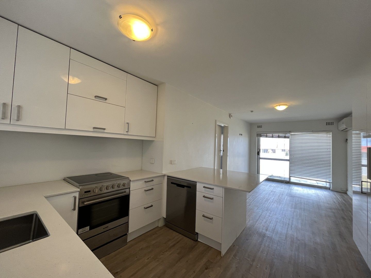 1 bedrooms Apartment / Unit / Flat in 5/137 Hastings Street SCARBOROUGH WA, 6019