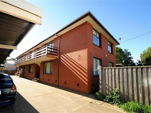 4/24 Salisbury Street, Werribee VIC 3030