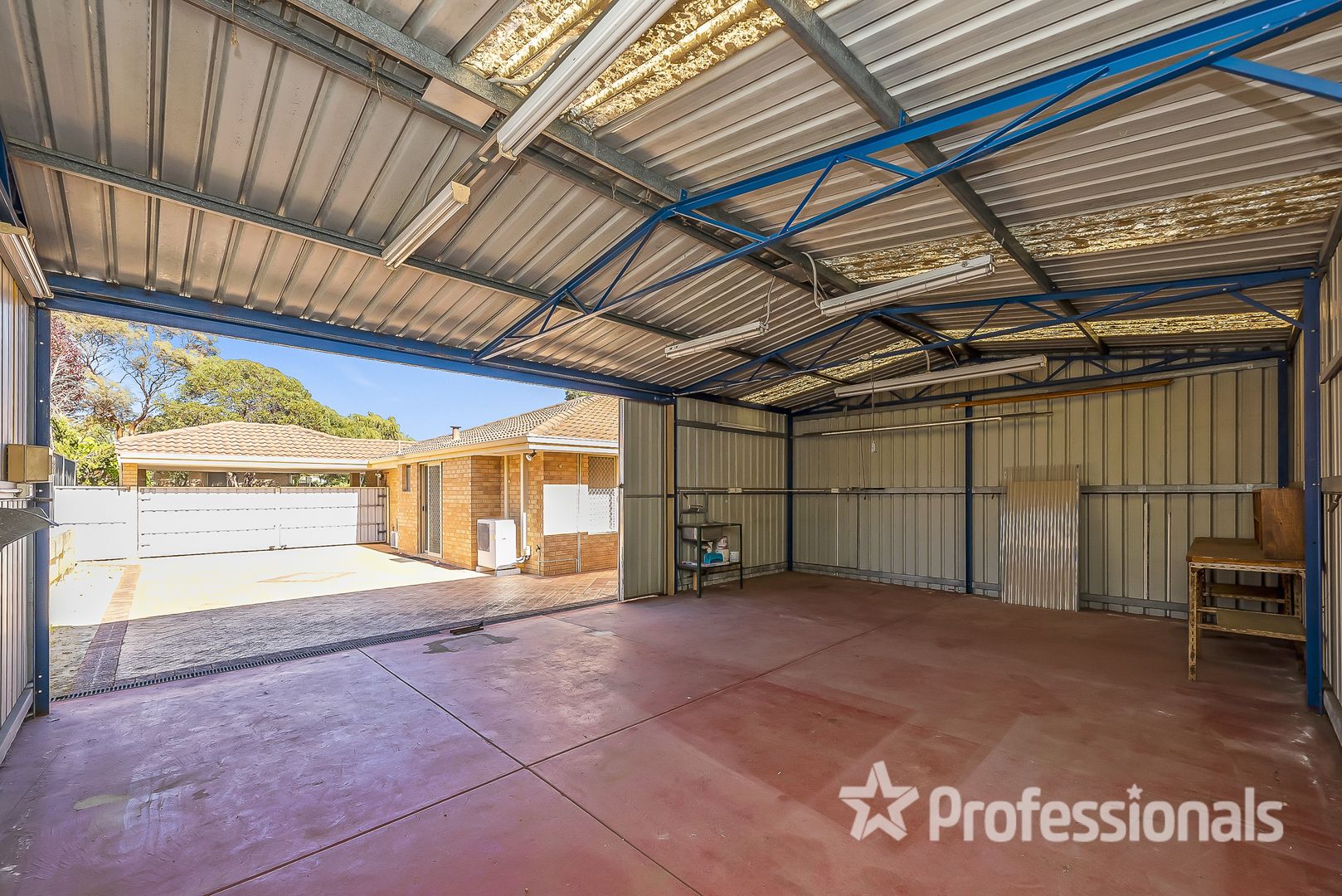 1 Robins Rise, Stratton WA 6056, Image 2