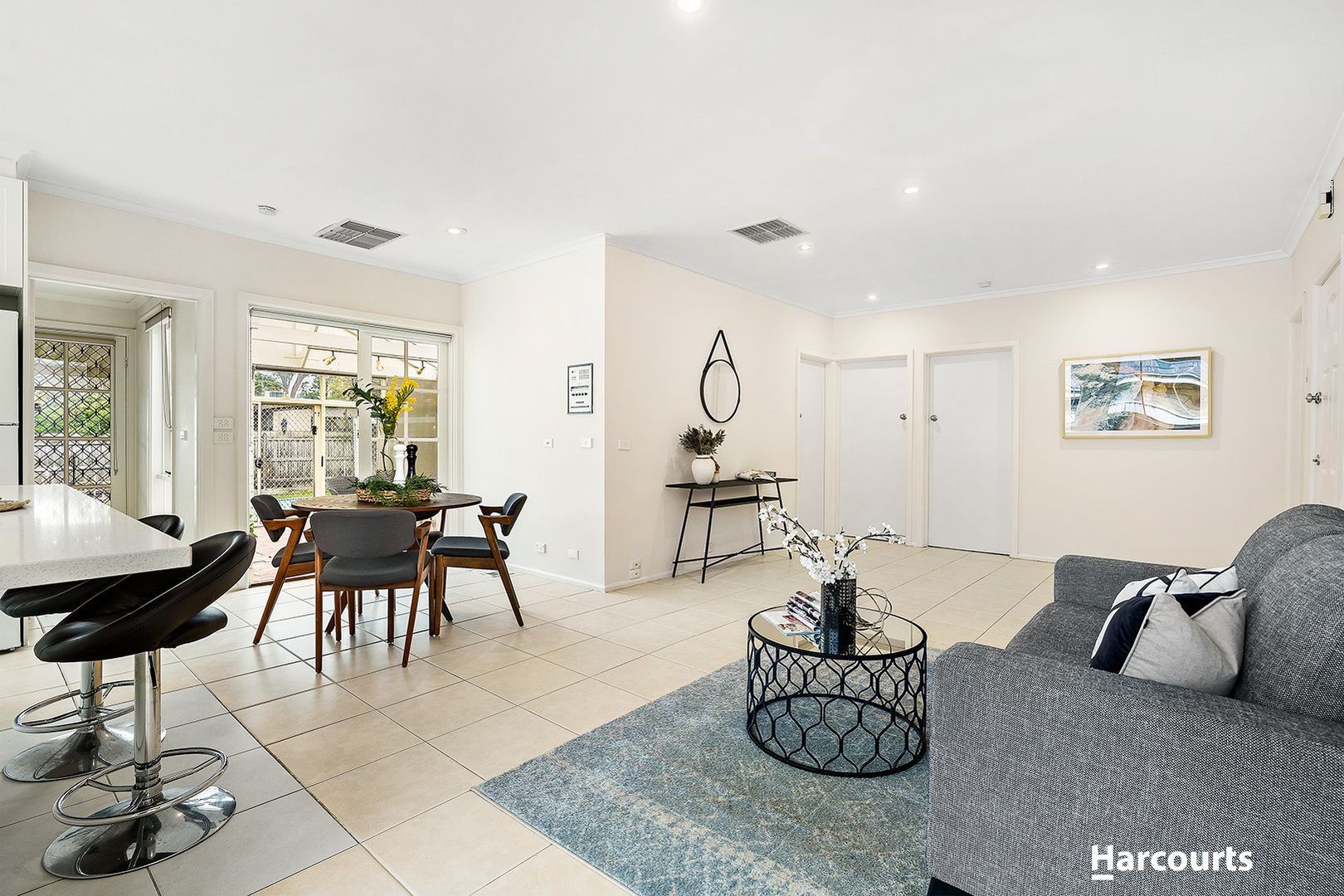 6 Sylvan Court, Forest Hill VIC 3131, Image 2