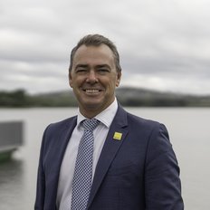 Ray White Canberra - Dan Cooper