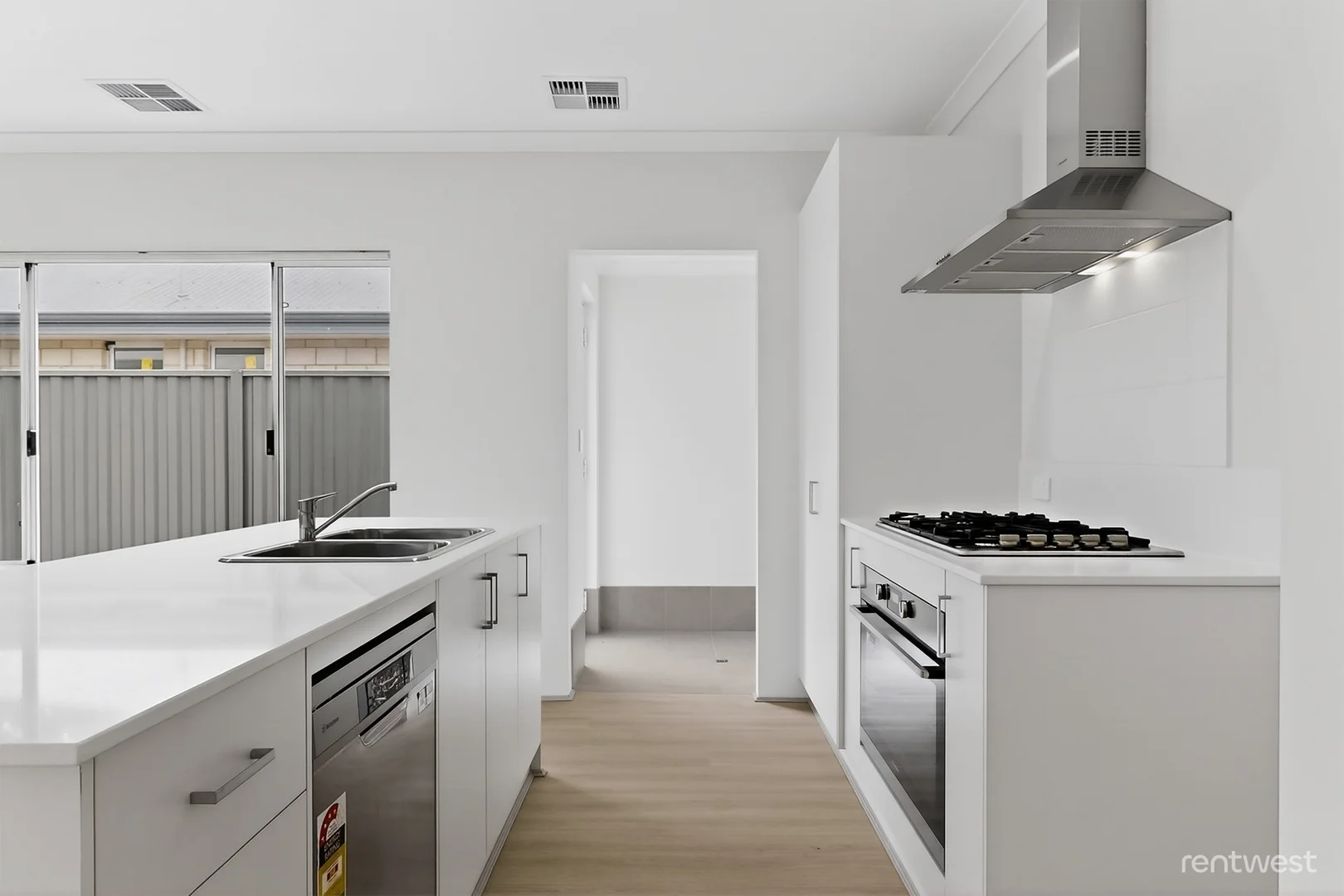 Additional image 4 of 10 Chalmers Avenue, Wellard WA 6170